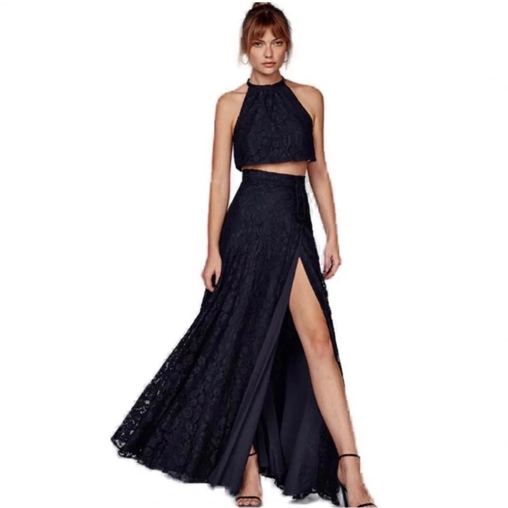NEW REFORMATION NAVY LACE CROP TOP & WRAP SKIRT TWO-PIECE SET - Picture 1 of 8